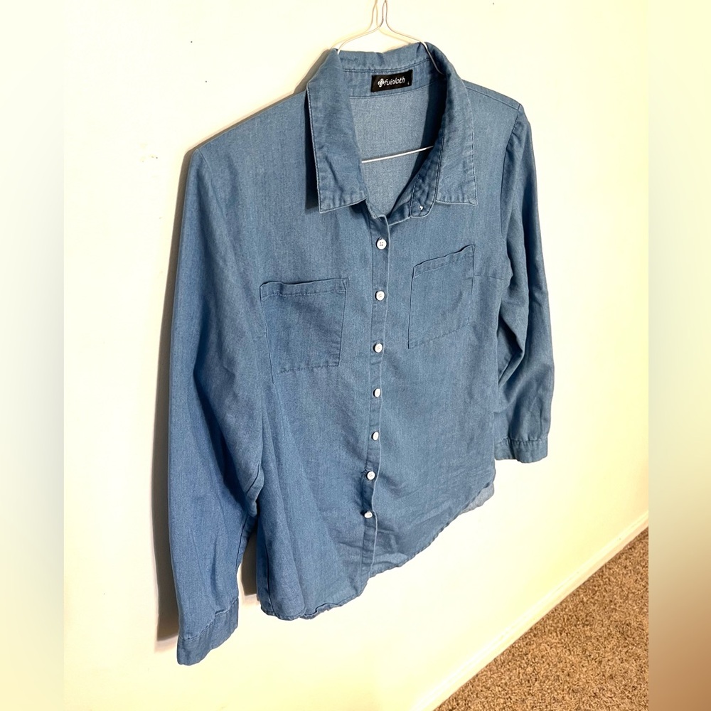 Fuinloth size L blue button down shirt. EUC.